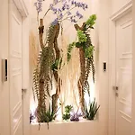 Lukas Room's Luxury Pensión