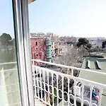 Lukas Room's Luxury 4* Nápoles
