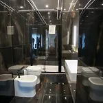 Lukas Room's Luxury Pensión Nápoles