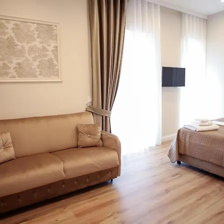 Lukas Room's Luxury Penzion Neapol