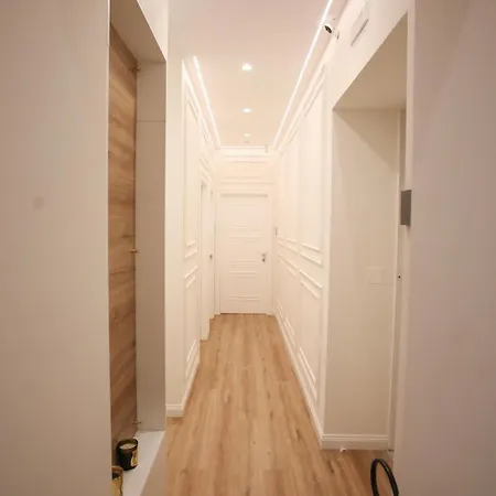Lukas Luxury 4*